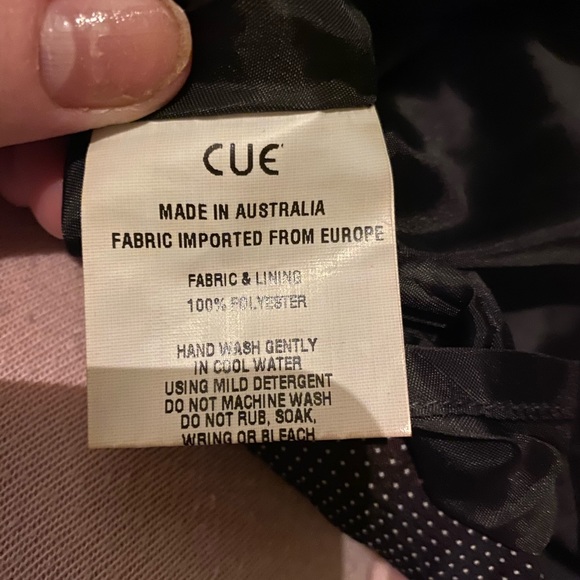 Cue miniskirt - Picture 7 of 7